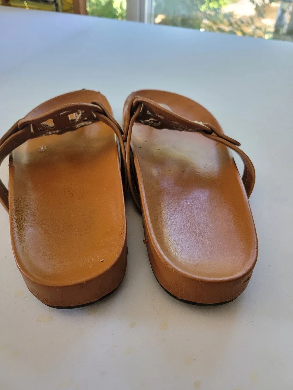 Tory Burch 8.5 Tan Leather Miller Cloud Cutout Logo Thong Sandals